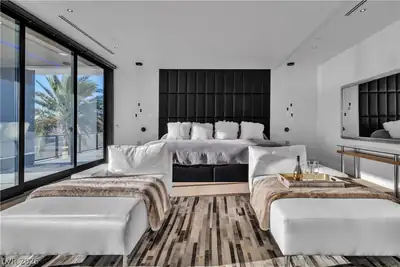 3266 South Spring Mountain Boulevard Bedroom