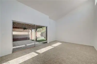 4245 Park Court, Las Vegas, NV 89110 Living Room