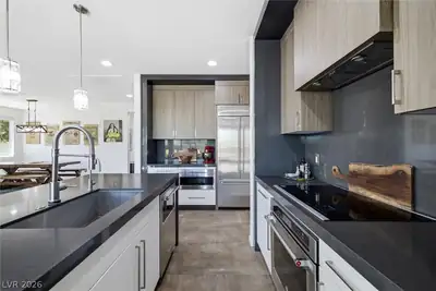 4885 East Cactus Canyon Drive Kitchen