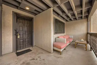 2844 Calle Del Oro, Las Vegas, NV 89120 Patio