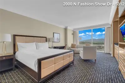 2000 North Fashion Show Drive 5312, Las Vegas, NV 89109 Bedroom