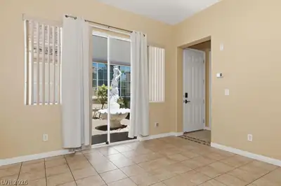 10524 Torre De Nolte Street, Las Vegas, NV 89141 Living Room