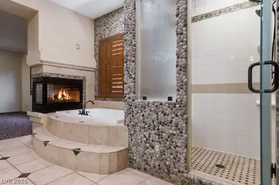 10524 Torre De Nolte Street, Las Vegas, NV 89141 Primary Bathroom