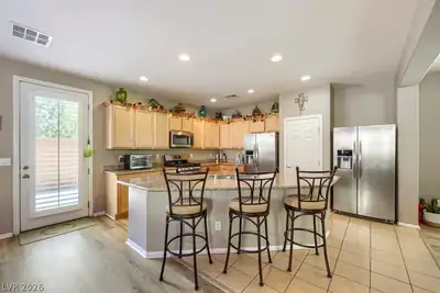 615 Little Moon Avenue Kitchen