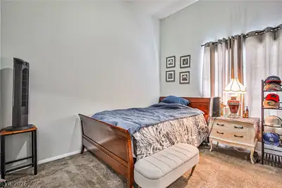 8985 South Durango Drive 2160 Bedroom