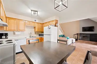 194 Sundance Shores Drive, Laughlin, NV 89029 Kitchen