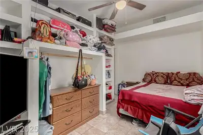 1924 South 1924 S 6th ST Street Bedroom