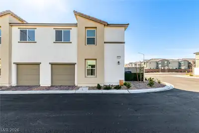 2829 Champagne Gold Avenue, North Las Vegas