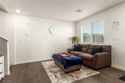 2829 Champagne Gold Avenue, North Las Vegas, NV 89086 Living Room