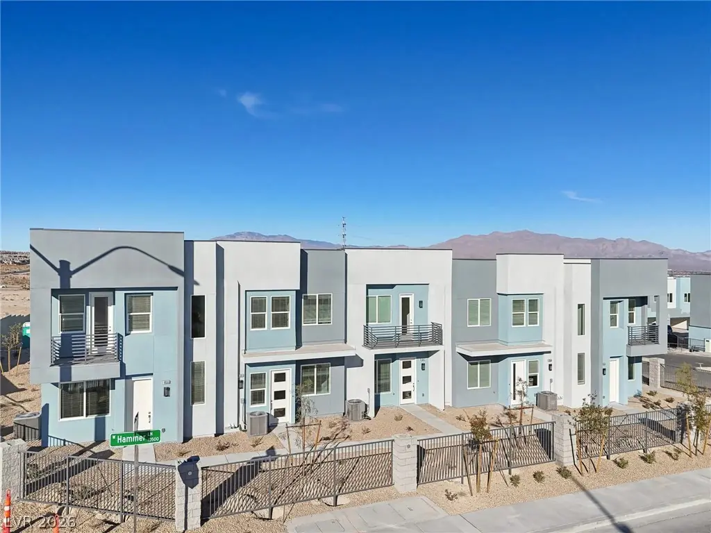 10547 Prospering Valley Way, Las Vegas, NV 89166