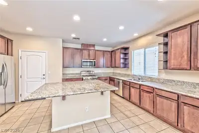 6729 Upper Mesa Court, North Las Vegas, NV 89084 Kitchen