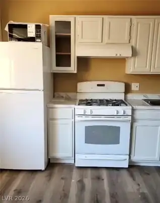 5409 Aston Avenue 0 Kitchen