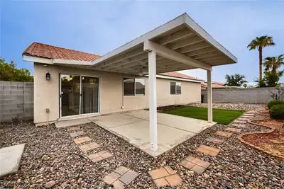 3125 Bradford Hill Avenue, North Las Vegas, NV 89031 Patio