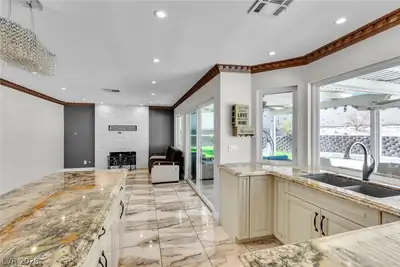 7824 Emerald Harbor Court Kitchen