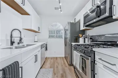 6808 Elm Creek Drive 201 Kitchen