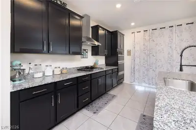 2785 Gallarate Drive, Henderson, NV 89044 Kitchen