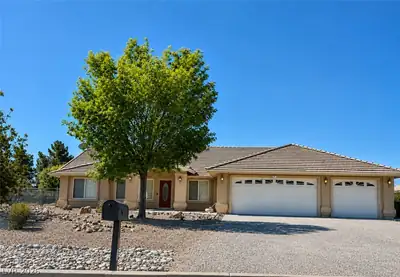 61 Hickory Street, Pahrump