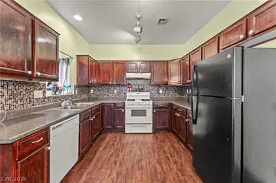 2640 La Mata Street, Las Vegas, NV 89108 Kitchen