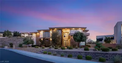 5 Crystal Tree Pass, Henderson