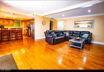 6605 Hyde Avenue, Las Vegas, NV 89107 Living Room