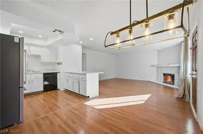 945 Falconhead Lane 201, Las Vegas