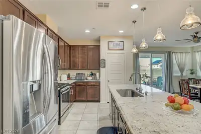 978 Spiracle Avenue, Henderson, NV 89002 Kitchen