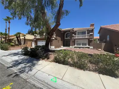 8240 Tivoli Cove Drive, Las Vegas, NV 89128 Front of Structure