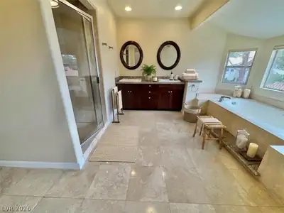8240 Tivoli Cove Drive, Las Vegas, NV 89128 Primary Bathroom