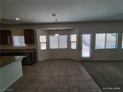 8166 Minots Ledge Avenue, Las Vegas, NV 89147 Kitchen