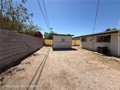 3574 San Pascual Avenue Yard