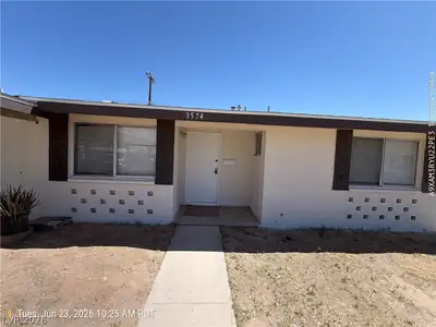 3574 San Pascual Avenue, Las Vegas, NV 89115 Front of Structure