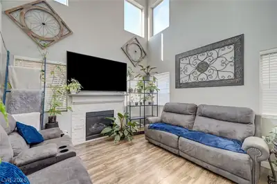 4662 Coronado Hills Way, Las Vegas, NV 89115 Living Room