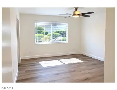 7900 Foxwood Place 102 Bedroom