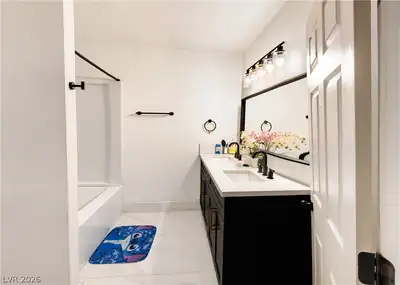 2307 Daley Street, North Las Vegas, NV 89030 Bathroom