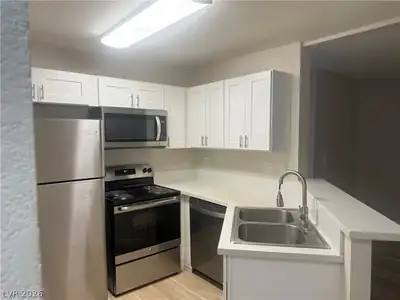 530 Elm Drive 105 Kitchen