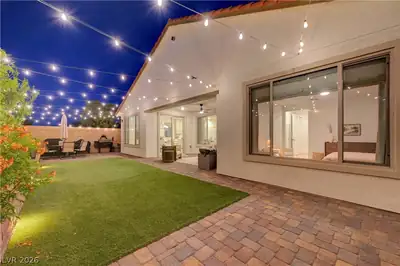 10826 Delparke Valley Avenue, Las Vegas, NV 89166 Patio