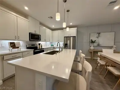 802 Royal Beekman Street, Henderson, NV 89011 Kitchen