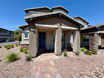 802 Royal Beekman Street, Henderson, NV 89011 Front of Structure