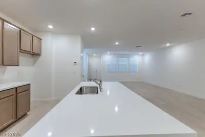 104 Hornbeck Lane, Las Vegas, NV 89138 Kitchen