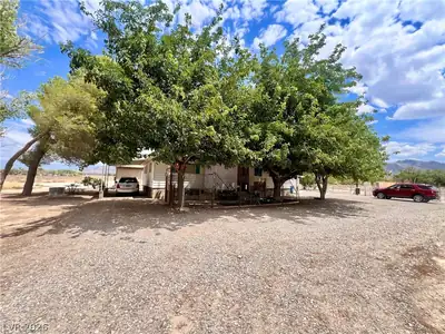 300 East Quartz Avenue, Sandy Valley, NV 89019 Front of Structure