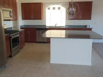 6390 Jackson Spring Road Kitchen