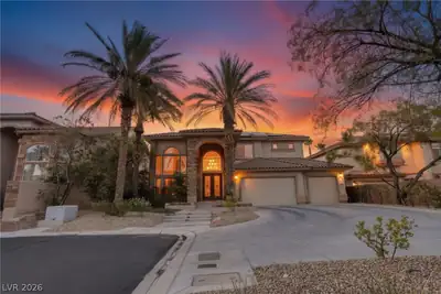 5620 Benevento Court, Las Vegas, NV 89141 Front of Structure