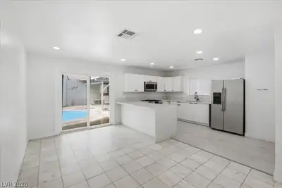 4013 Esmeralda Avenue, Las Vegas
