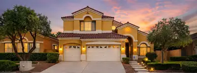 813 White Falcon Street Las Vegas, NV 89144