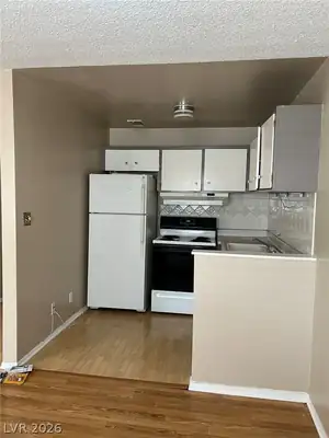 304 Orland Street 55 Kitchen