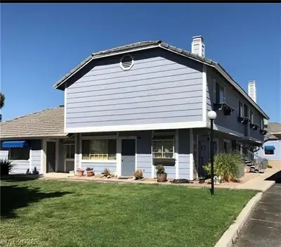 5795 Medallion Drive 202, Las Vegas