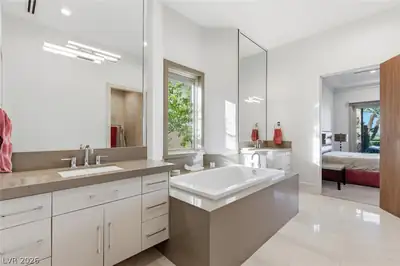 5128 SCENIC RIDGE Drive, Las Vegas, NV 89148 Primary Bathroom