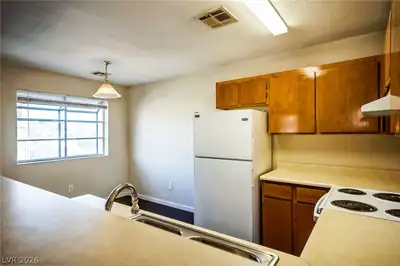 2654 Bryandouglas Drive D Kitchen