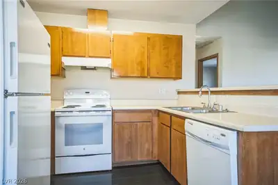 2654 Bryandouglas Drive D Kitchen