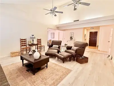 4175 Santa Terrasa Place, Las Vegas, NV 89121 Living Room